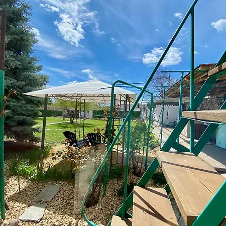 гостьовий будиночок на фонтані Holiday home Odesa
